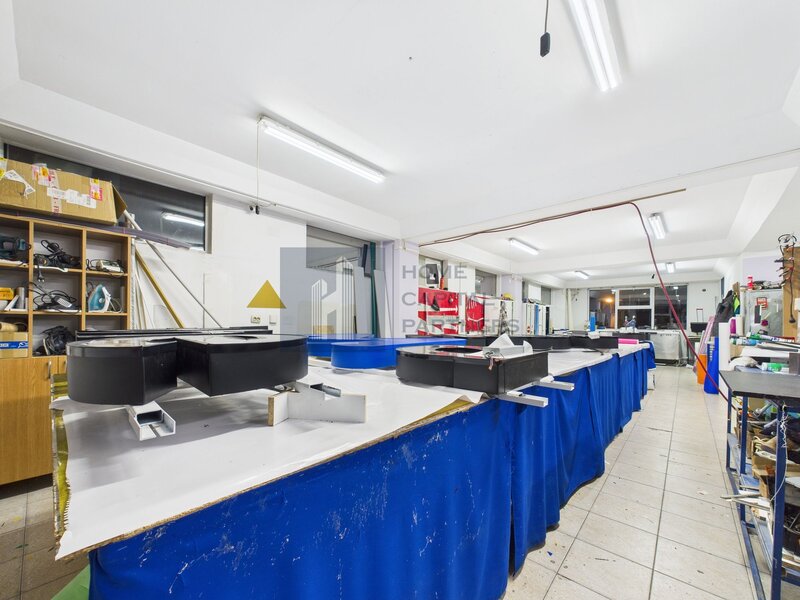 Spatiu comercial 726 mp  ideal pentru productie, birouri sau showroom