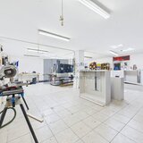 Spatiu comercial 726 mp  ideal pentru productie, birouri sau showroom